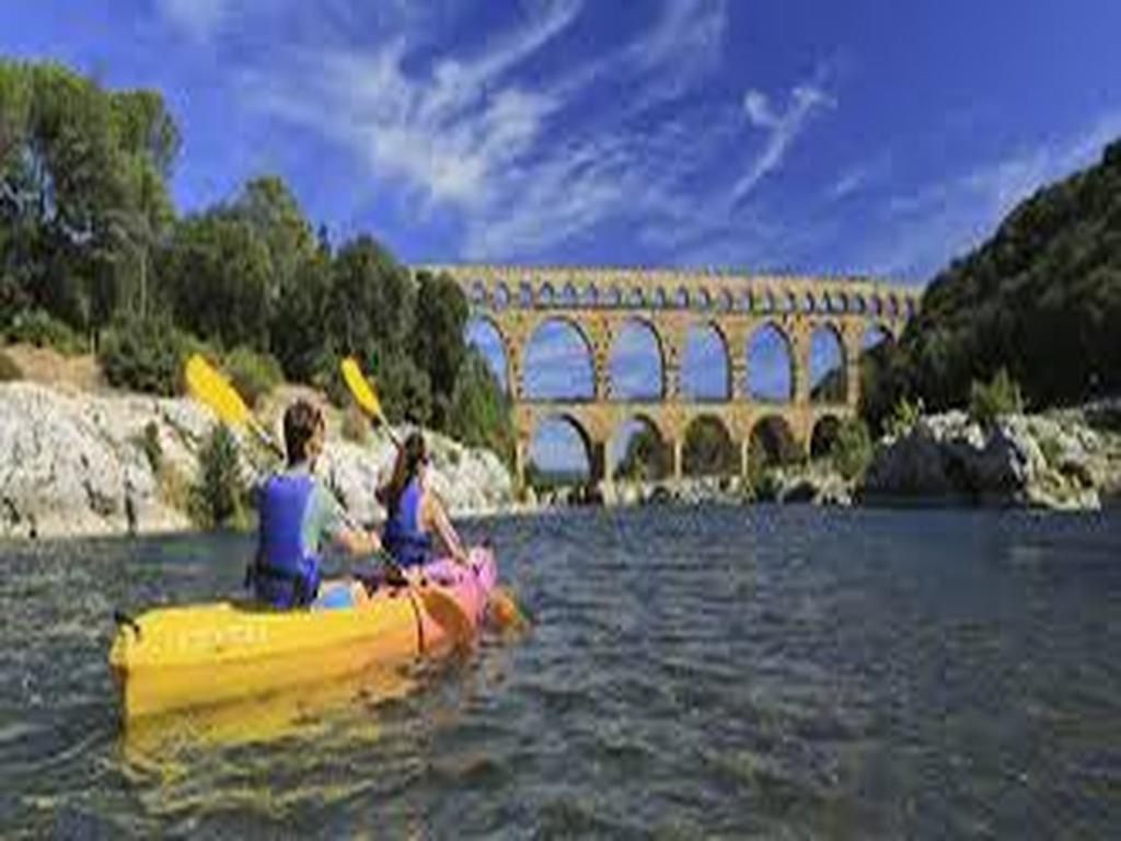 Chambres D'Hotes Des Huppes Nîmes Exteriör bild
